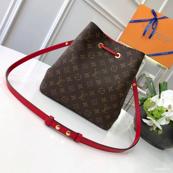 WIS VUITTON LOUIS NÉONOÉ 1127